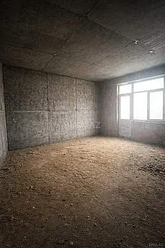 Satılır 4 otaqlı mənzil 153 m²