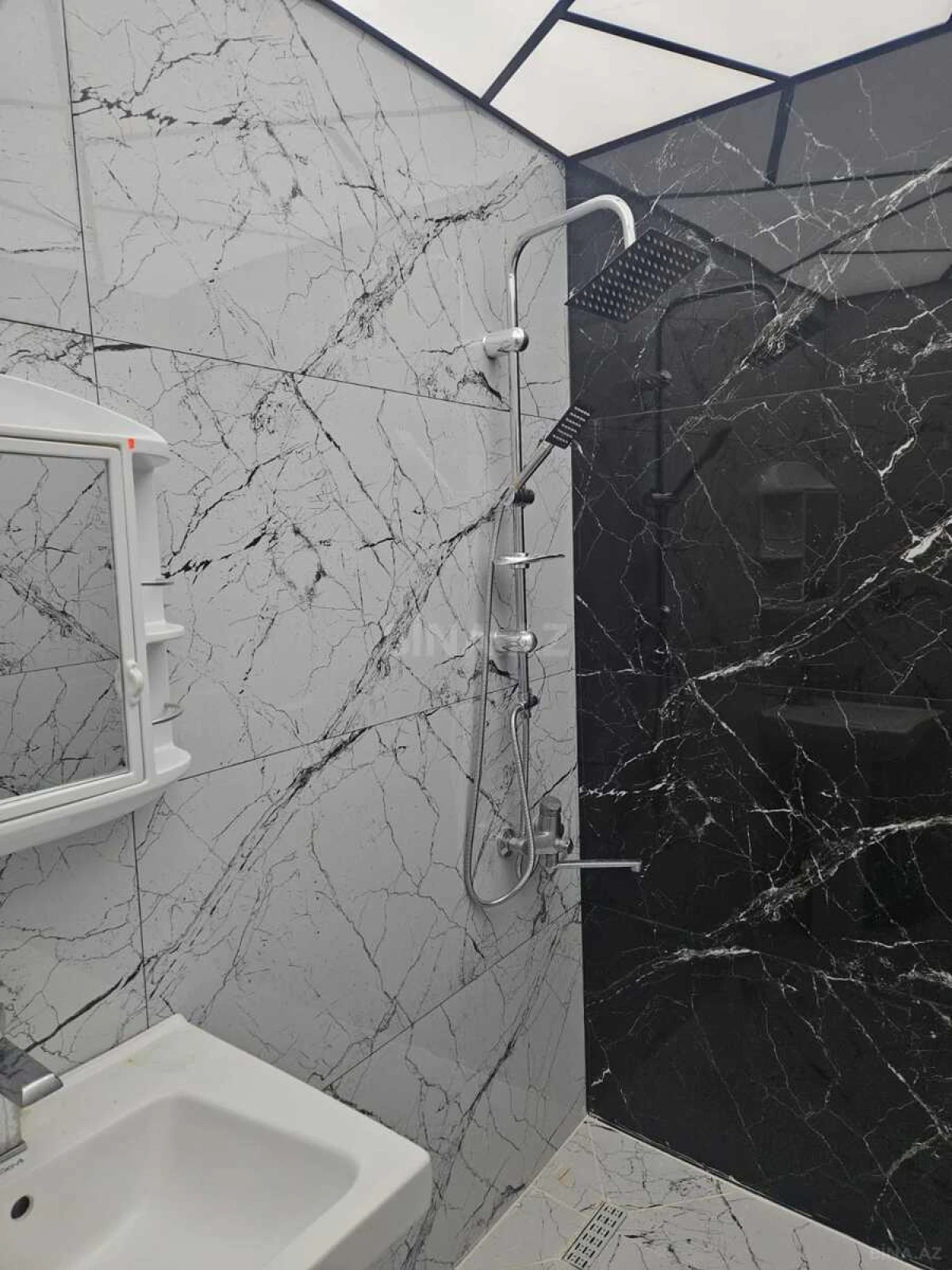 Satılır 2 otaqlı mənzil 35 m²