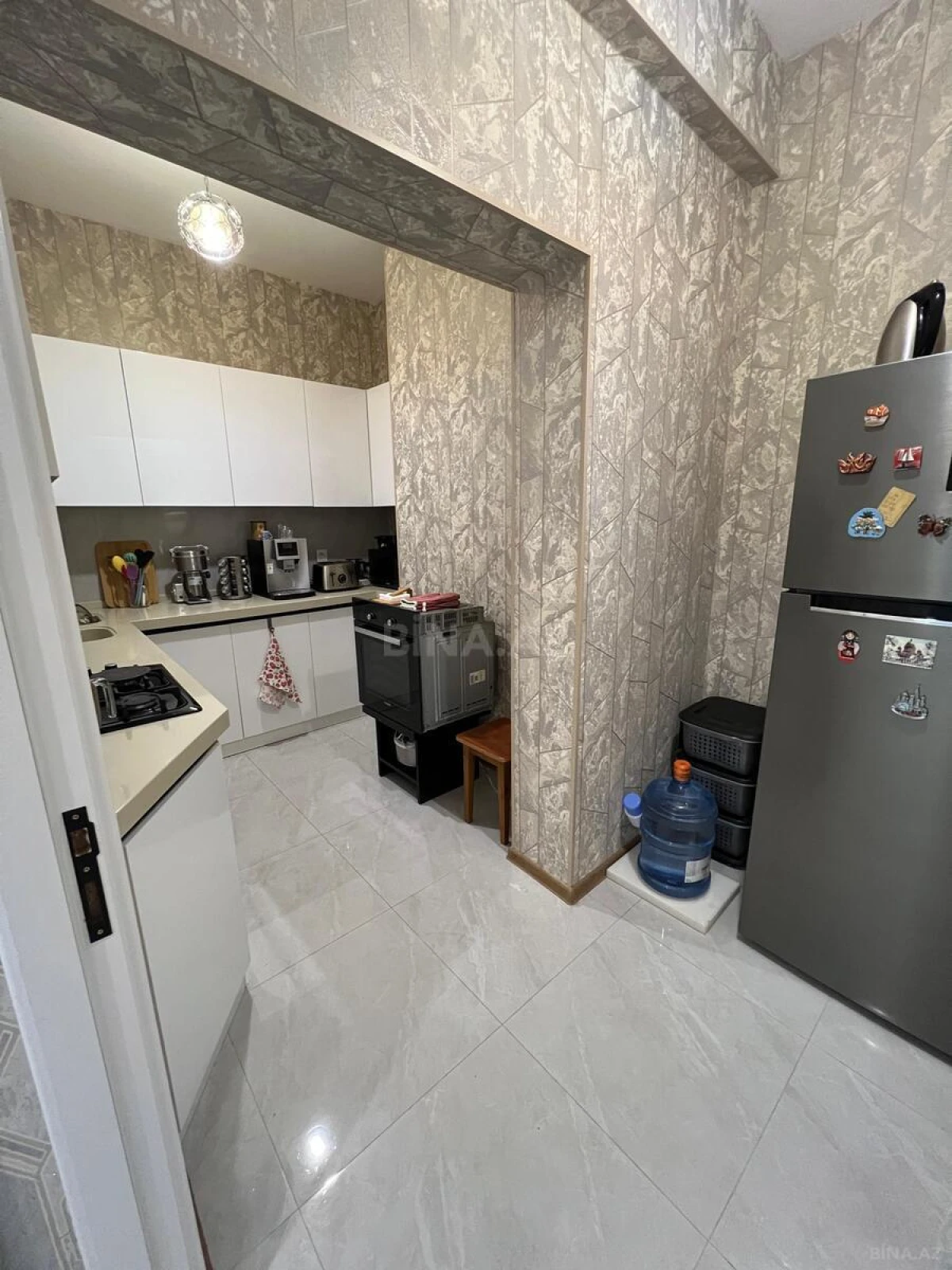 Kirayə verilir 2 otaqlı mənzil 75 m²
