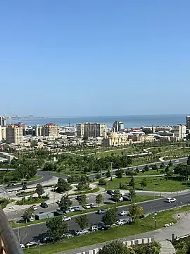 Satılır 4 otaqlı mənzil 160 m² — Bakı, Nizami 4 otaq 160.00 m²