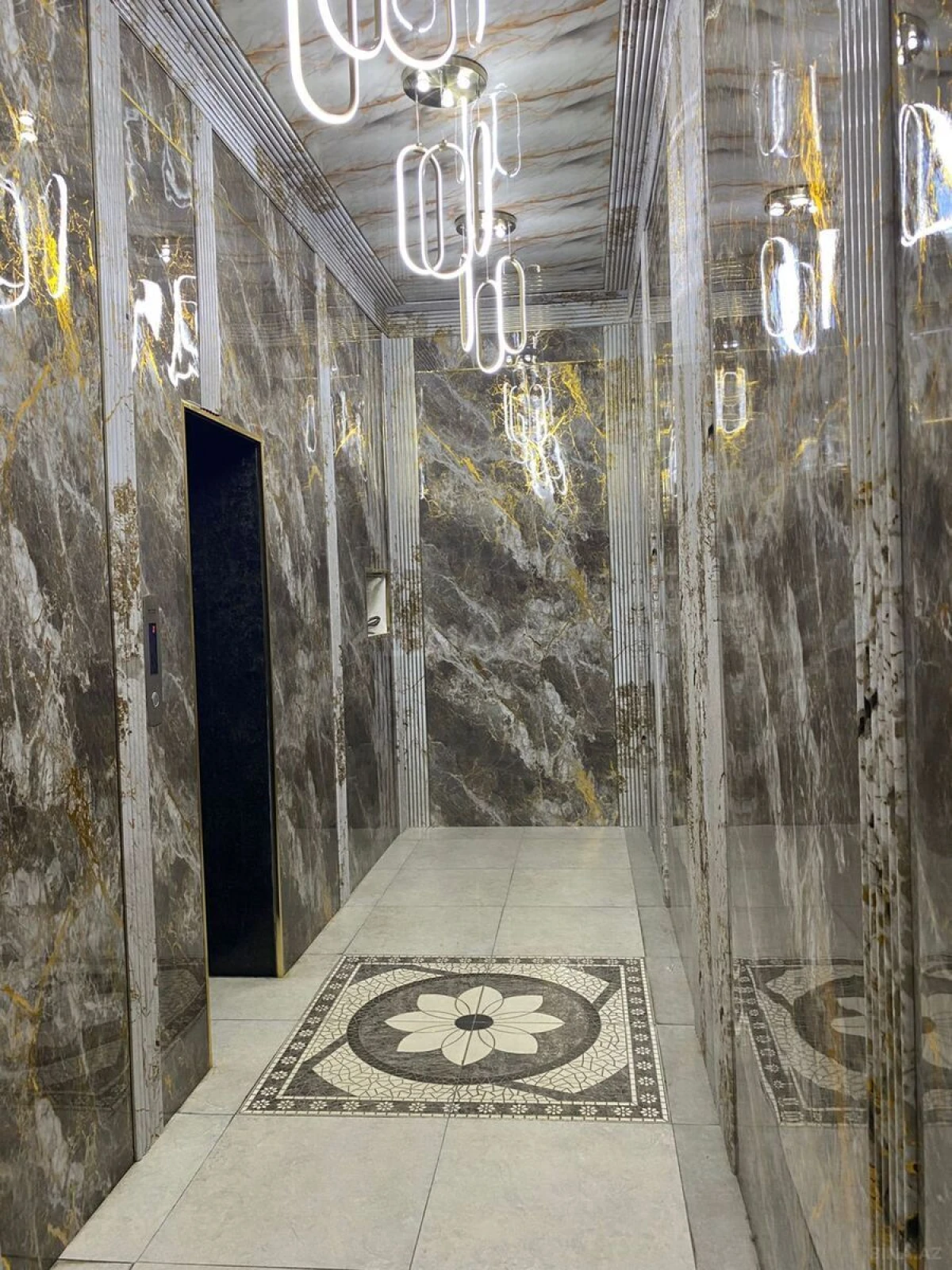 Kirayə verilir 2 otaqlı mənzil 60 m²