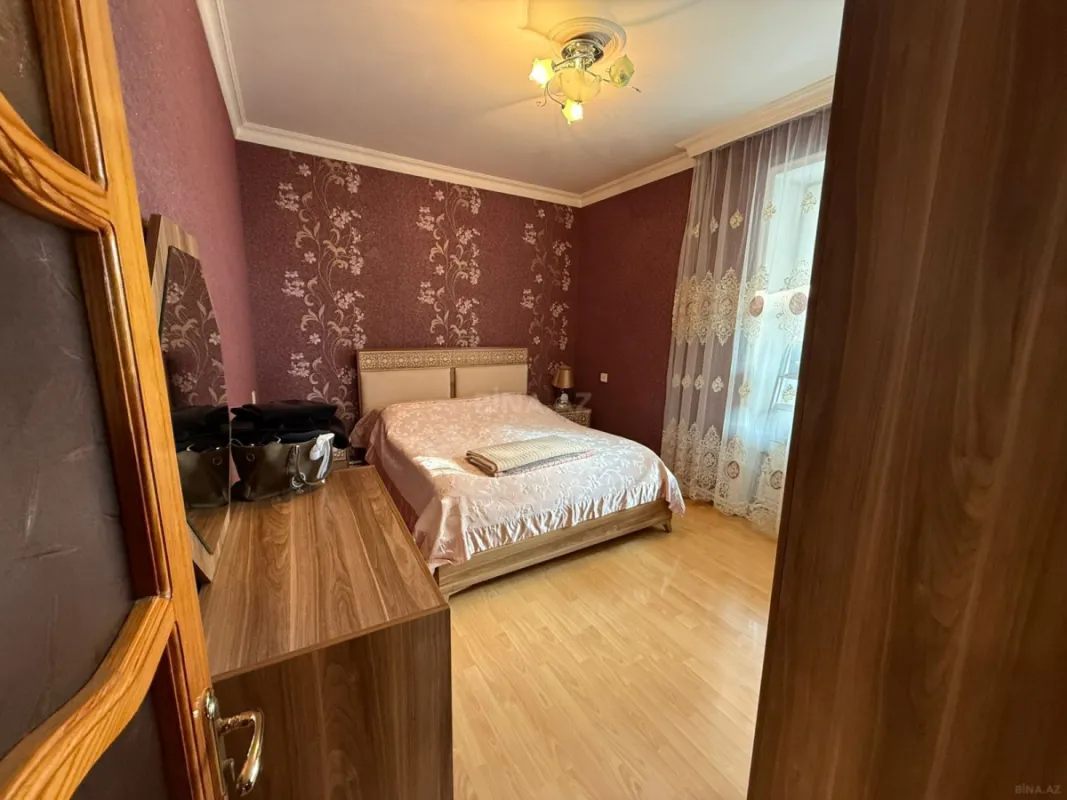 Satılır 3 otaqlı mənzil 80 m²