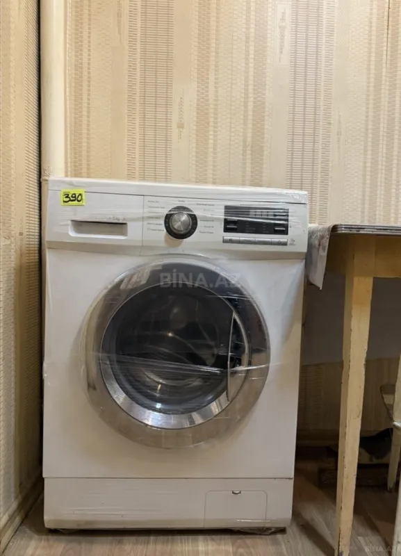 Kirayə verilir 2 otaqlı mənzil 73 m²