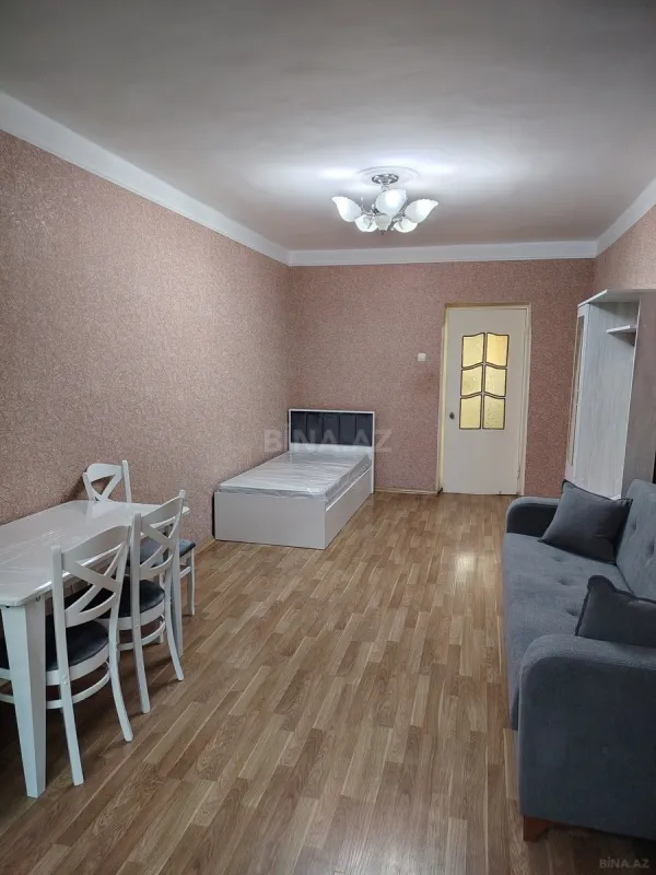 Kirayə verilir 2 otaqlı mənzil 73 m²