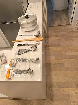 Kirayə verilir 2 otaqlı mənzil 70 m²