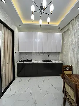 Kirayə verilir 3 otaqlı mənzil 130 m²