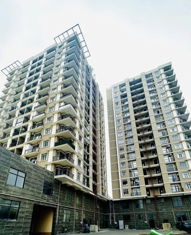 Satılır 2 otaqlı mənzil 66 m²