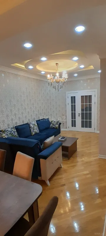 Kirayə verilir 3 otaqlı mənzil 95 m²