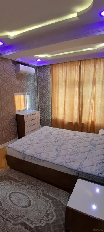Kirayə verilir 3 otaqlı mənzil 95 m²