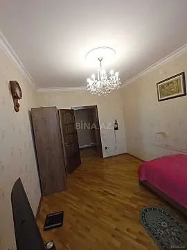 Satılır 5 otaqlı mənzil 110 m²
