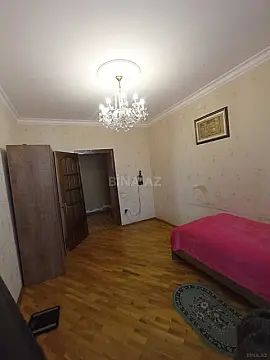 Satılır 5 otaqlı mənzil 110 m²