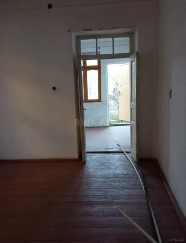 Satılır 2 otaqlı həyət evi 69 m²