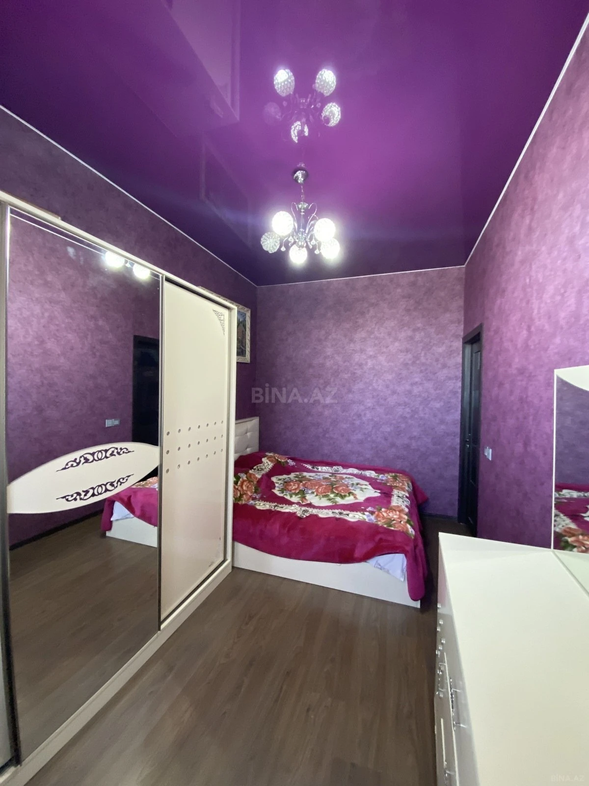 Kirayə verilir 2 otaqlı mənzil 55 m²