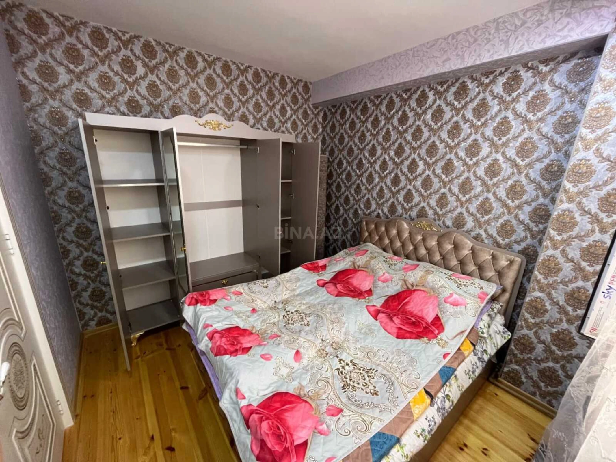 Kirayə verilir 2 otaqlı mənzil 61 m²