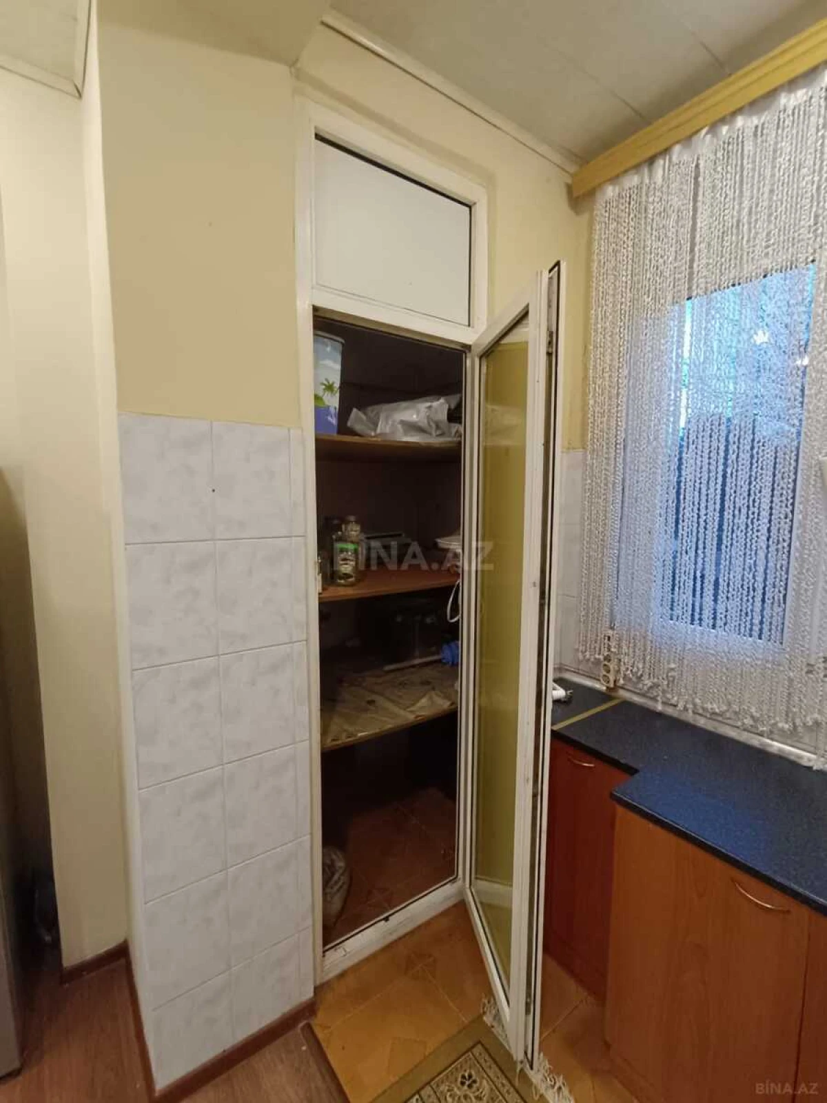 Satılır 4 otaqlı mənzil 136 m²