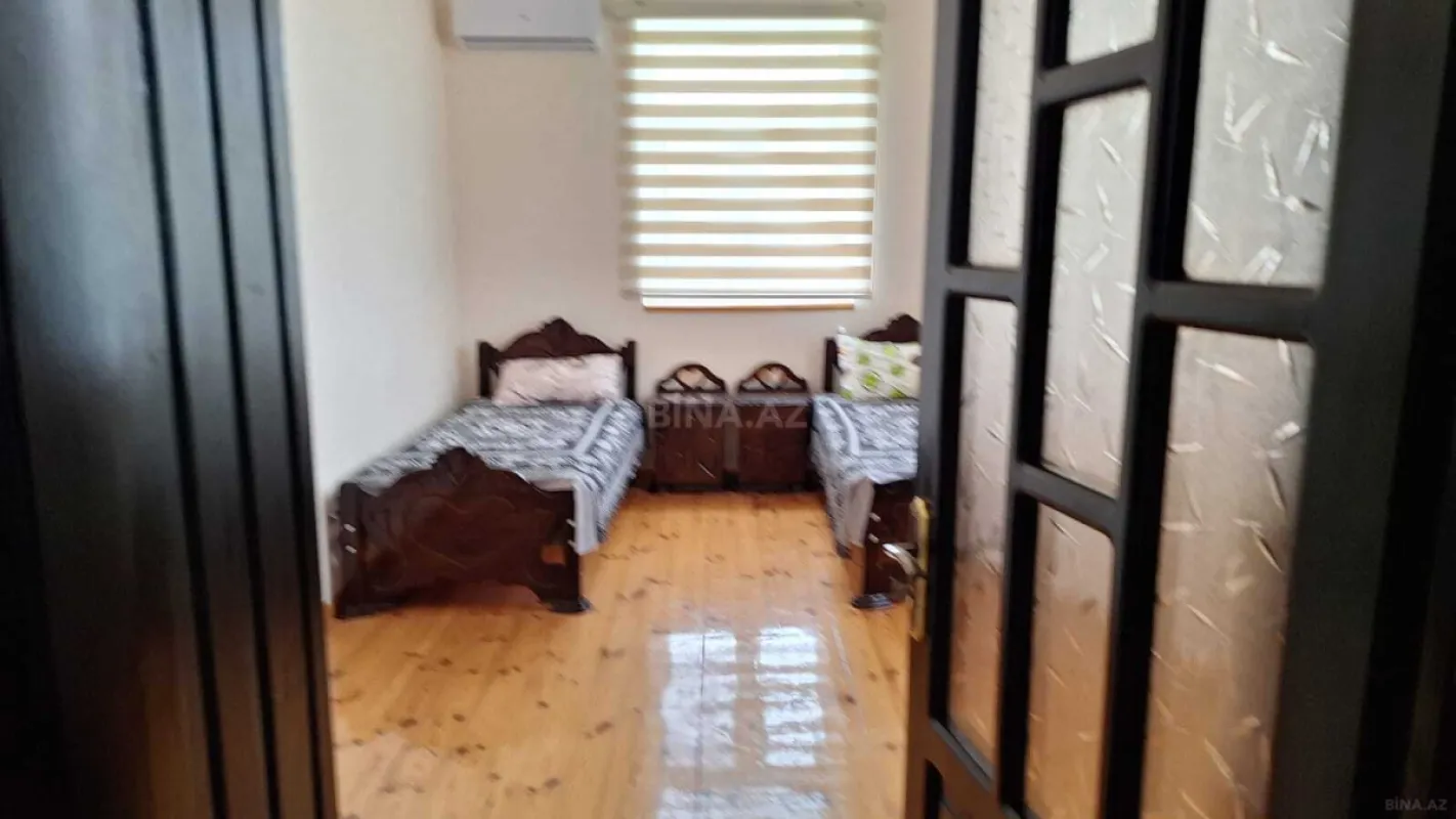 Kirayə verilir 5 otaqlı həyət evi 200 m²