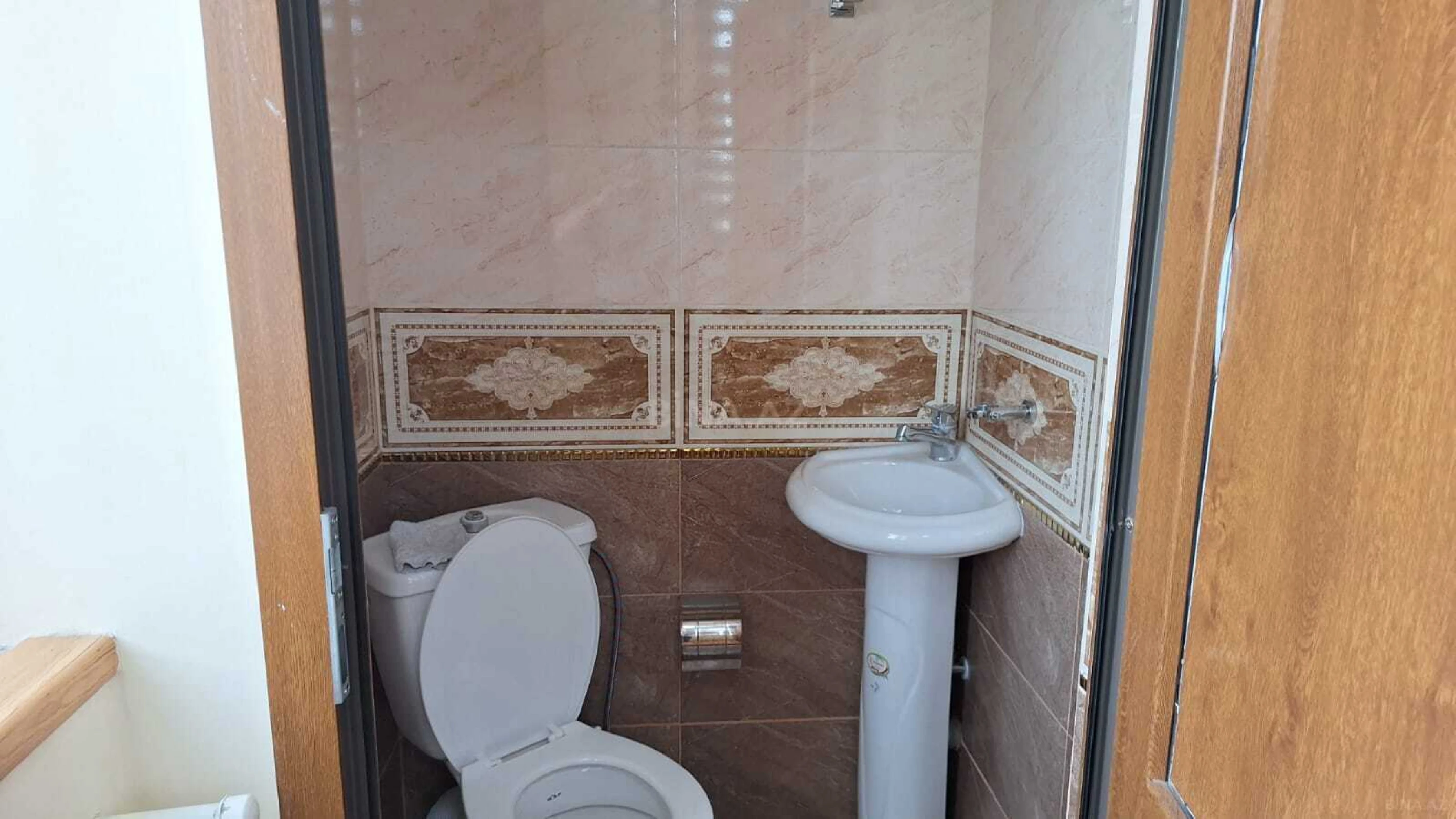 Kirayə verilir 5 otaqlı həyət evi 200 m²