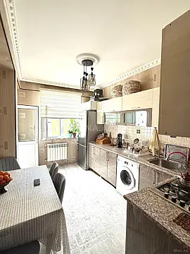 Satılır 3 otaqlı mənzil 90 m²