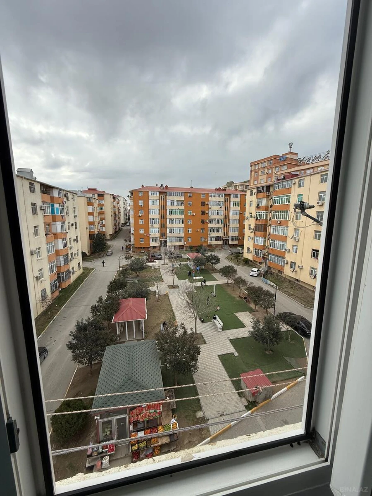 Satılır 3 otaqlı mənzil 90 m²