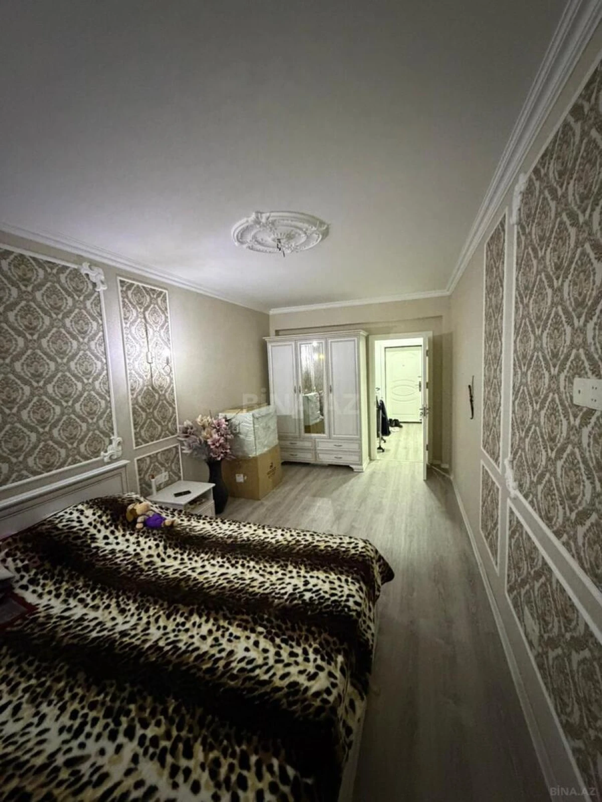 Satılır 2 otaqlı mənzil 55 m²