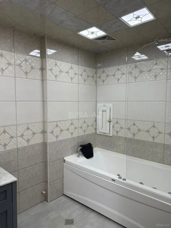 Kirayə verilir 3 otaqlı mənzil 103 m²