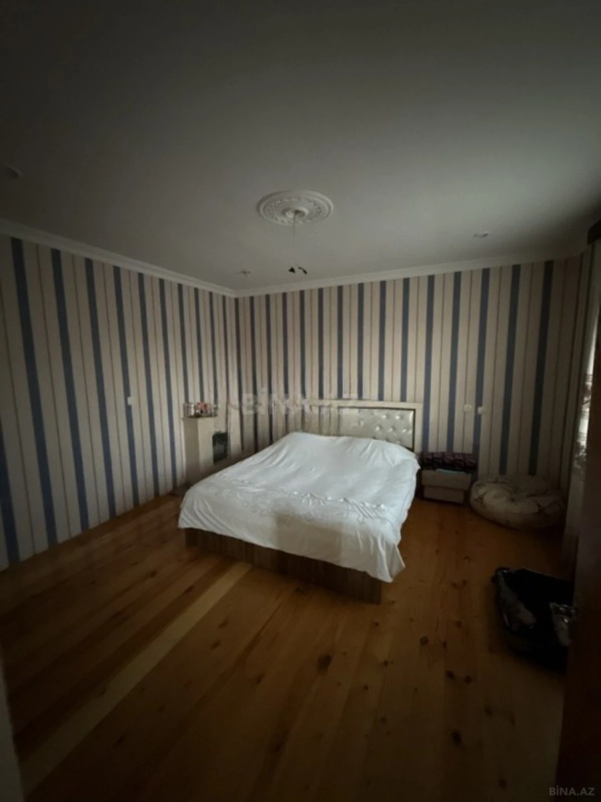 Satılır 5 otaqlı həyət evi 165 m²