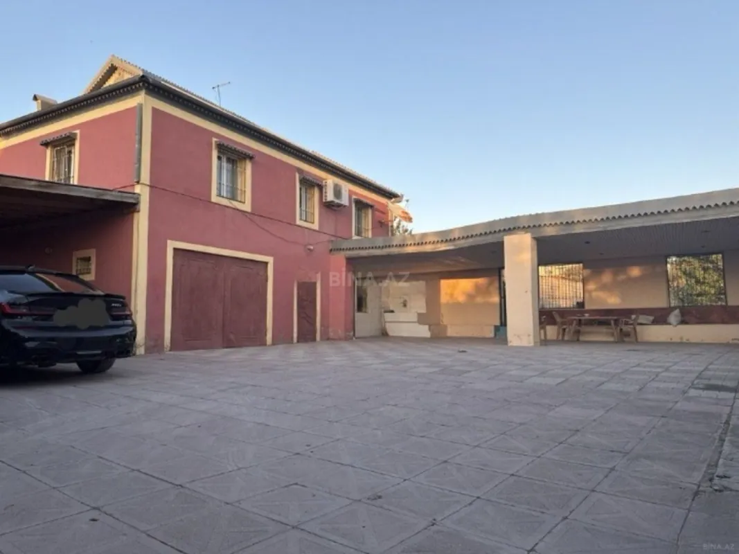 Satılır 5 otaqlı həyət evi 165 m²