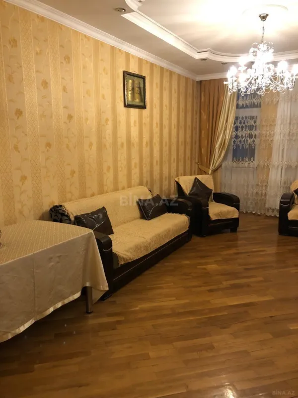 Kirayə verilir 3 otaqlı mənzil 115 m²