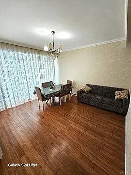 Kirayə verilir 2 otaqlı mənzil 62 m²