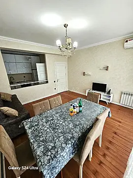 Kirayə verilir 2 otaqlı mənzil 62 m²