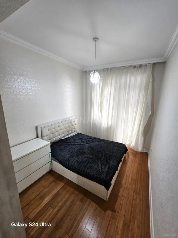 Kirayə verilir 2 otaqlı mənzil 62 m²