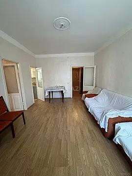 Satılır 2 otaqlı mənzil 43 m²