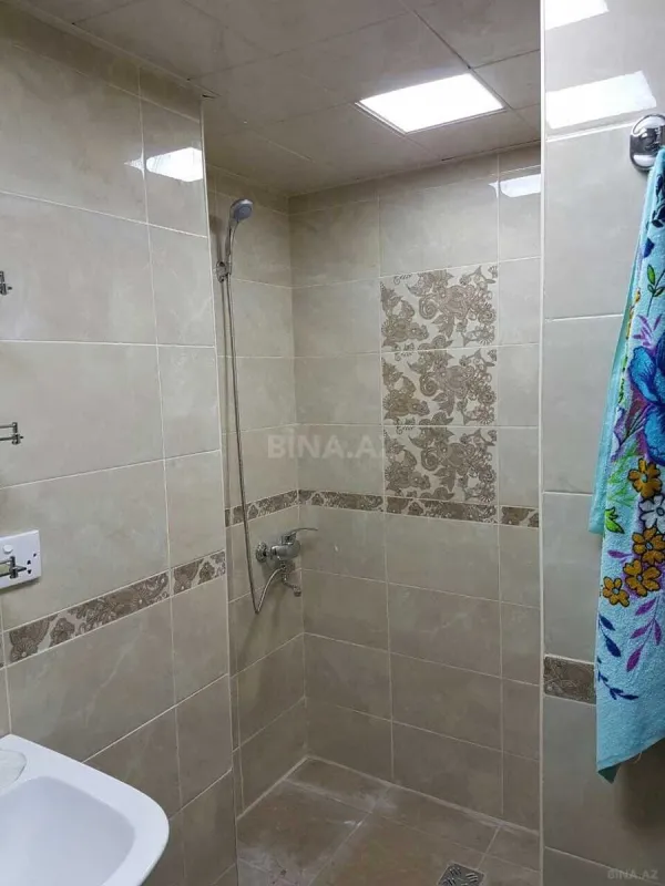 Kirayə verilir 2 otaqlı mənzil 65 m²