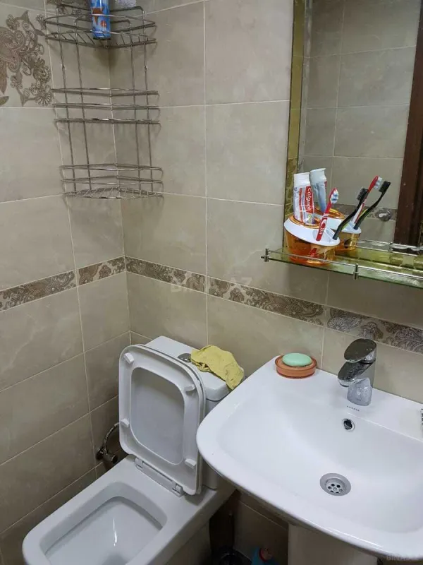 Kirayə verilir 2 otaqlı mənzil 65 m²