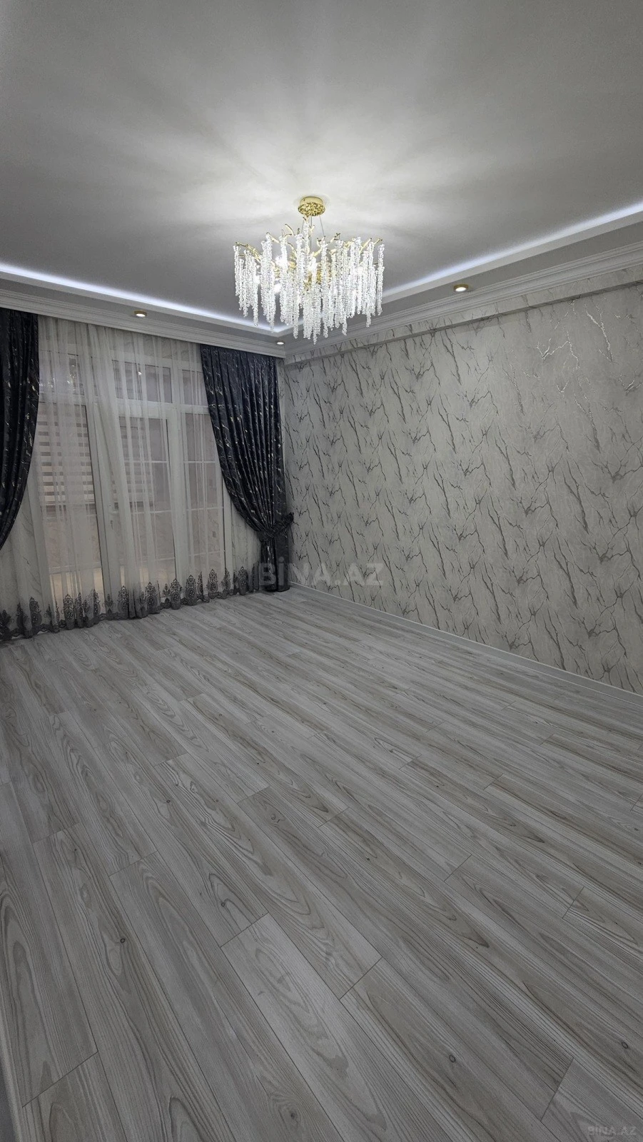 Satılır 3 otaqlı mənzil 86 m²