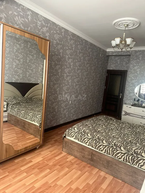 Satılır 2 otaqlı mənzil 98 m²