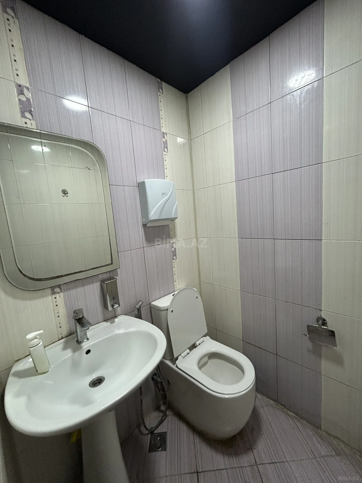 Kirayə verilir obyekt 200 m²