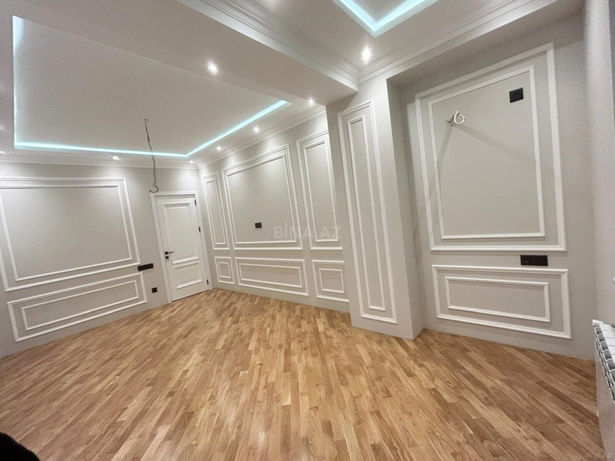 Satılır 3 otaqlı mənzil 110 m²