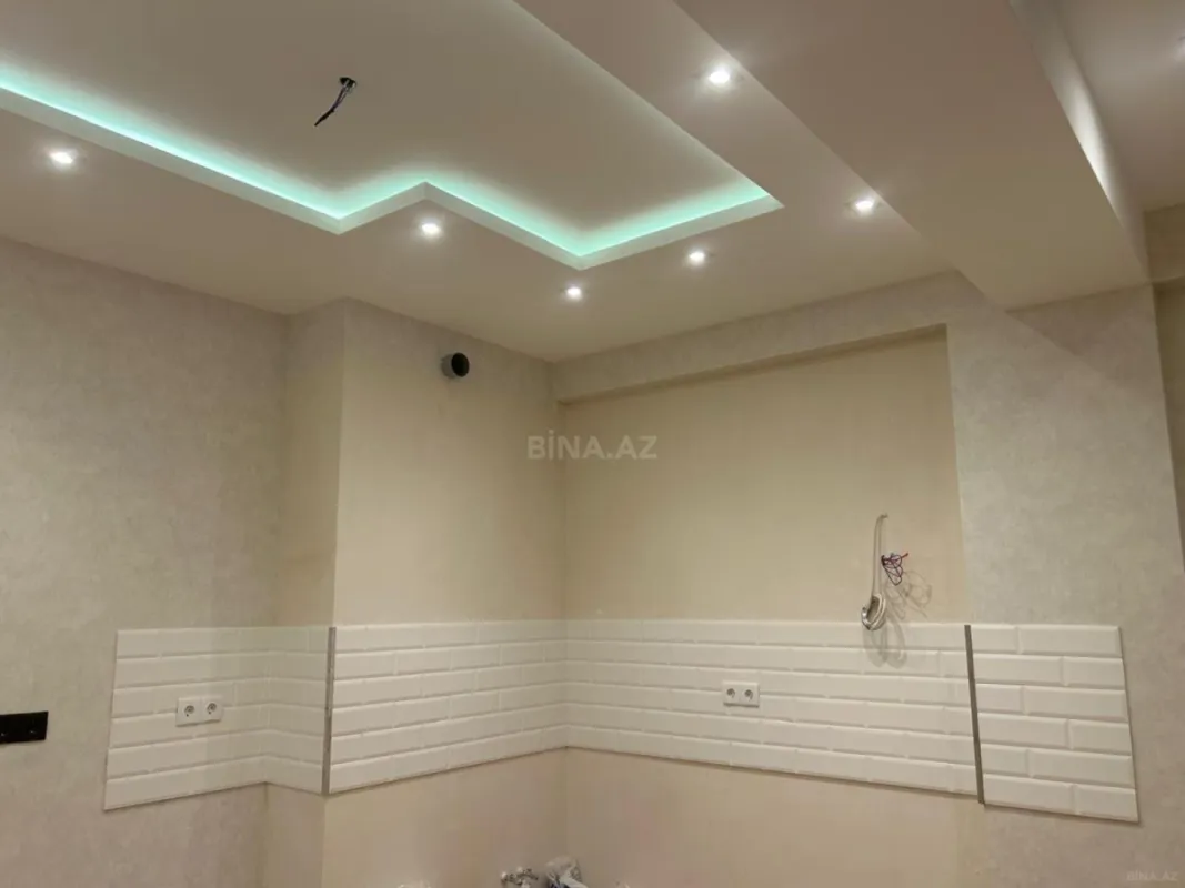 Satılır 3 otaqlı mənzil 110 m²