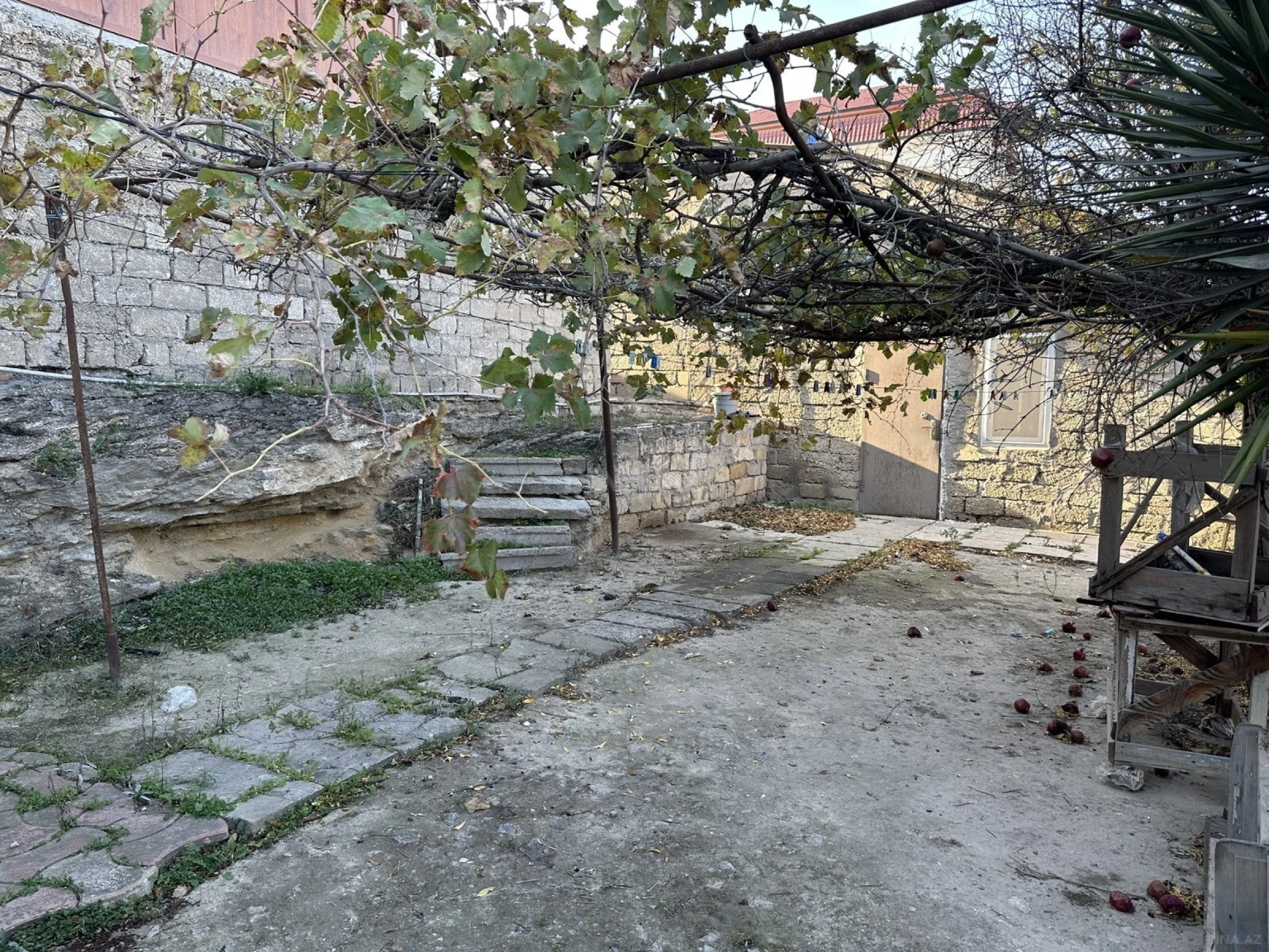 Satılır 4 otaqlı həyət evi 130 m²