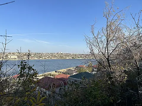 Satılır 4 otaqlı həyət evi 130 m²