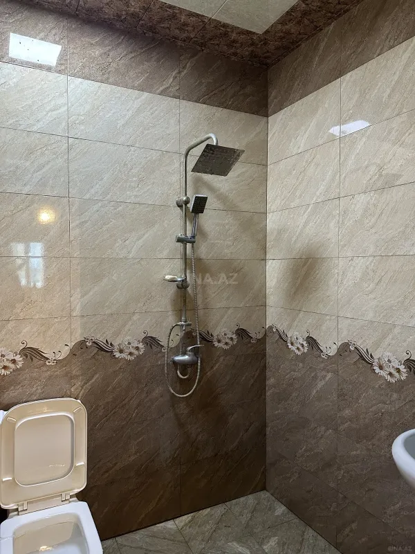 Satılır 4 otaqlı həyət evi 130 m²