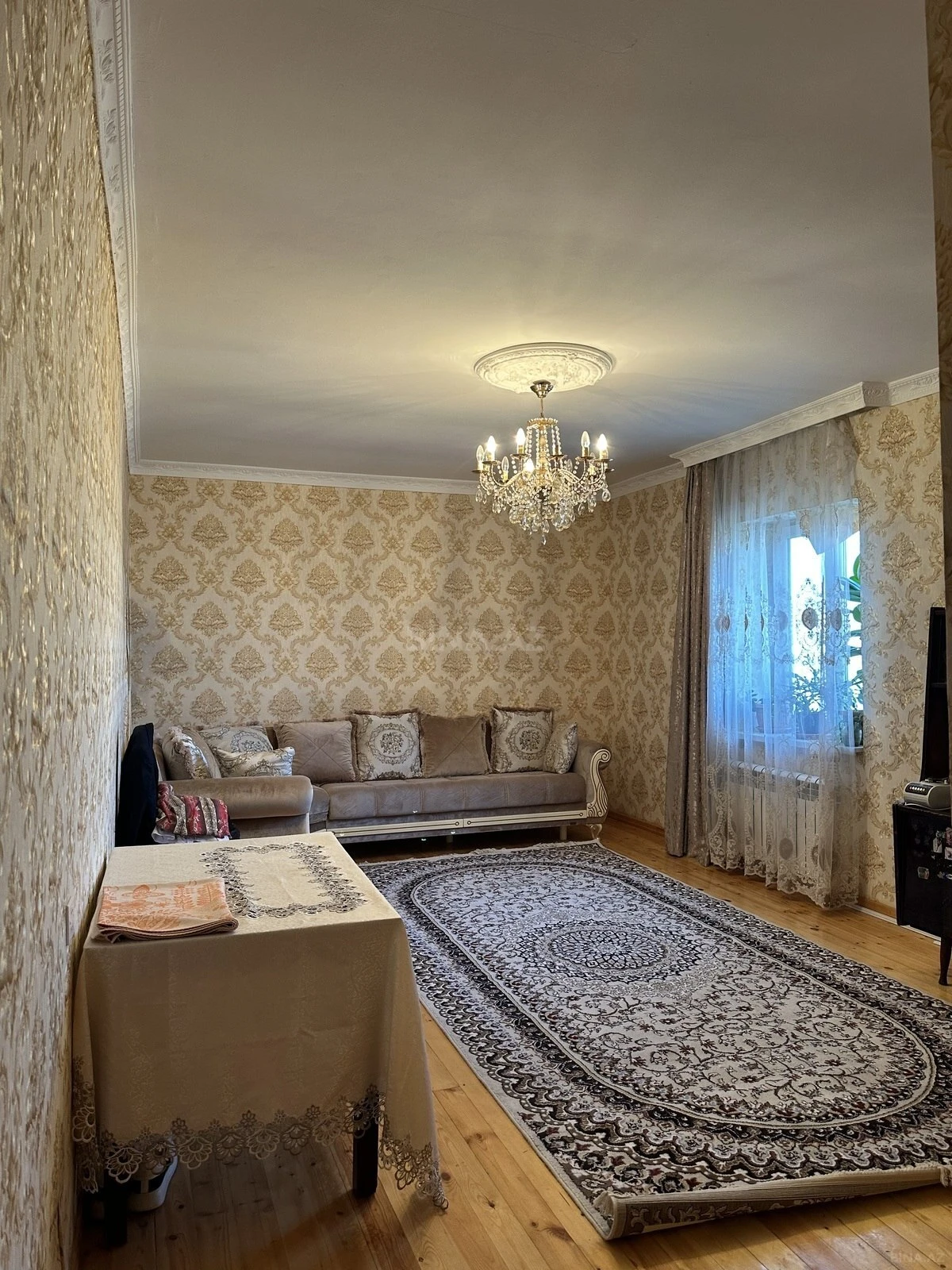 Satılır 4 otaqlı həyət evi 130 m²