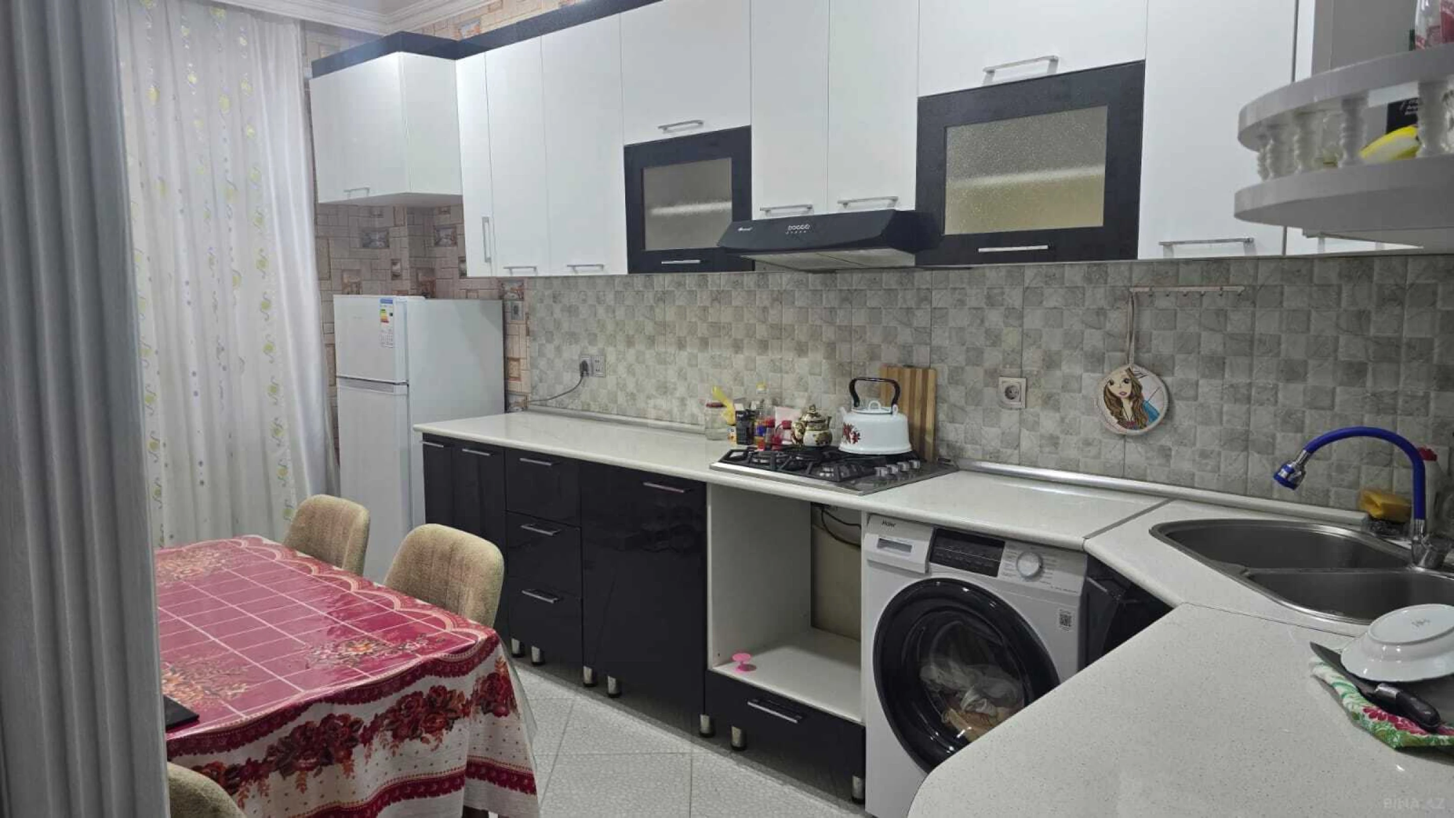 Kirayə verilir 2 otaqlı mənzil 52 m²