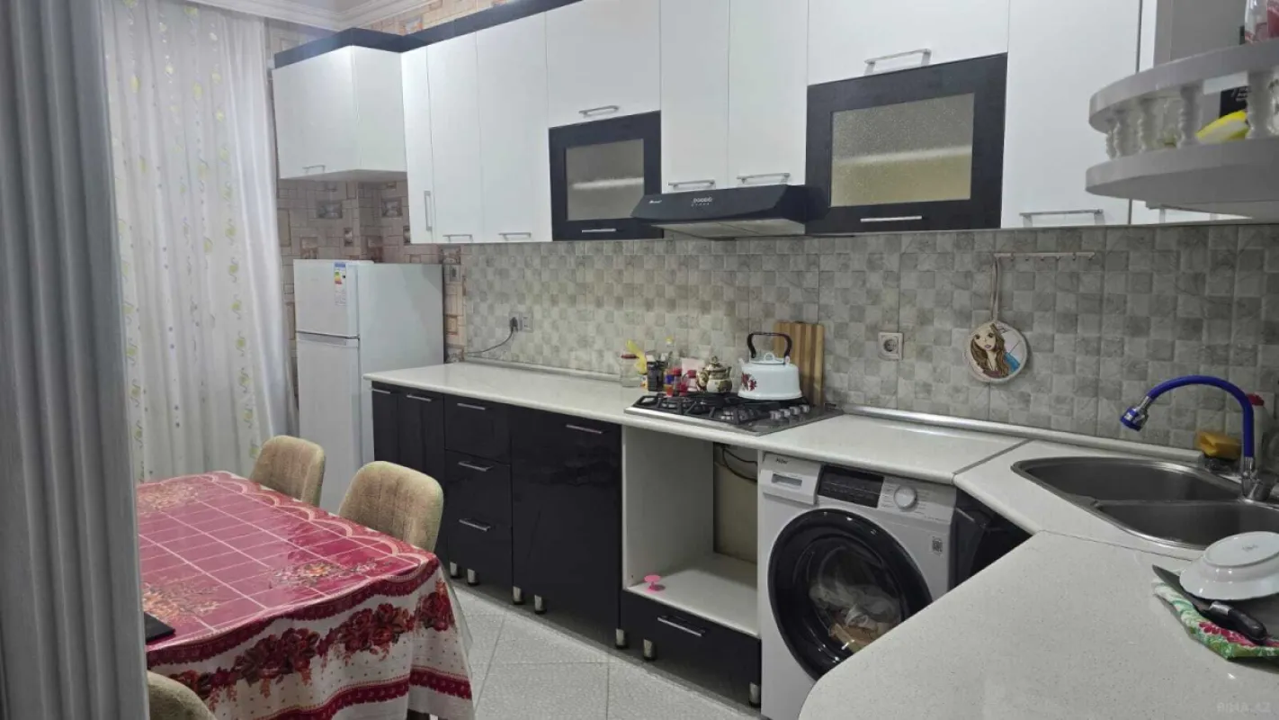 Kirayə verilir 2 otaqlı mənzil 52 m²