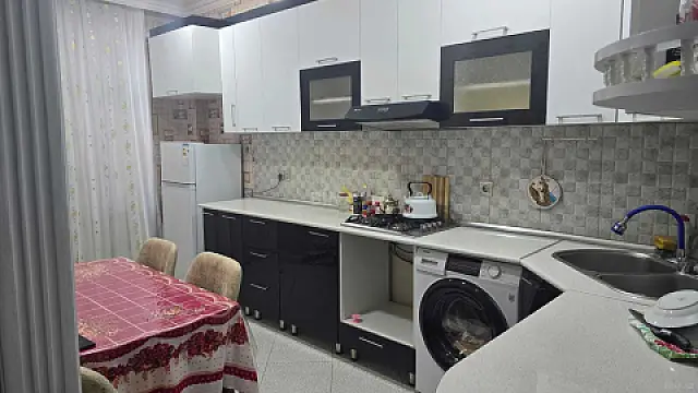 Kirayə verilir 2 otaqlı mənzil 52 m²