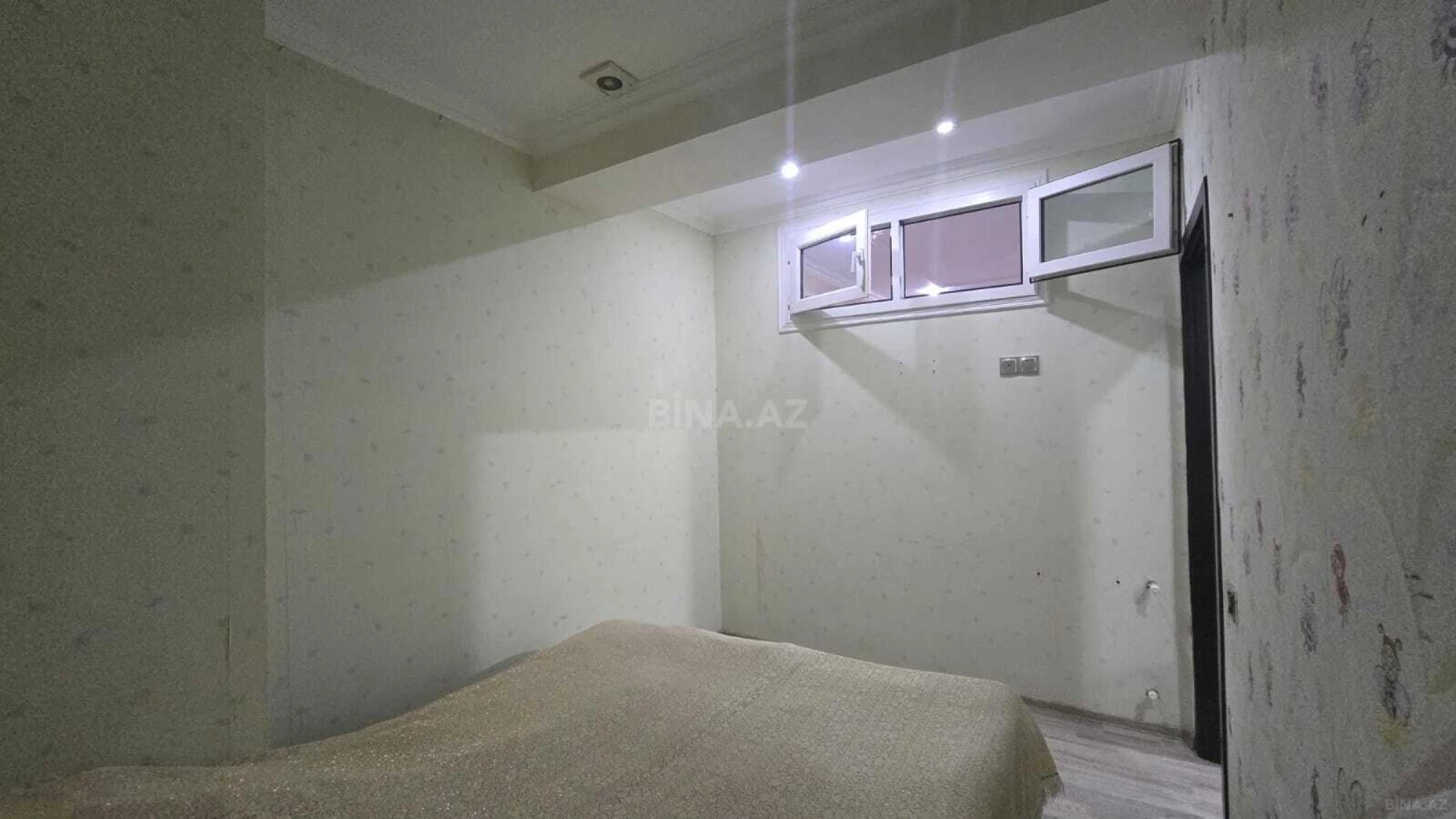Kirayə verilir 2 otaqlı mənzil 52 m²