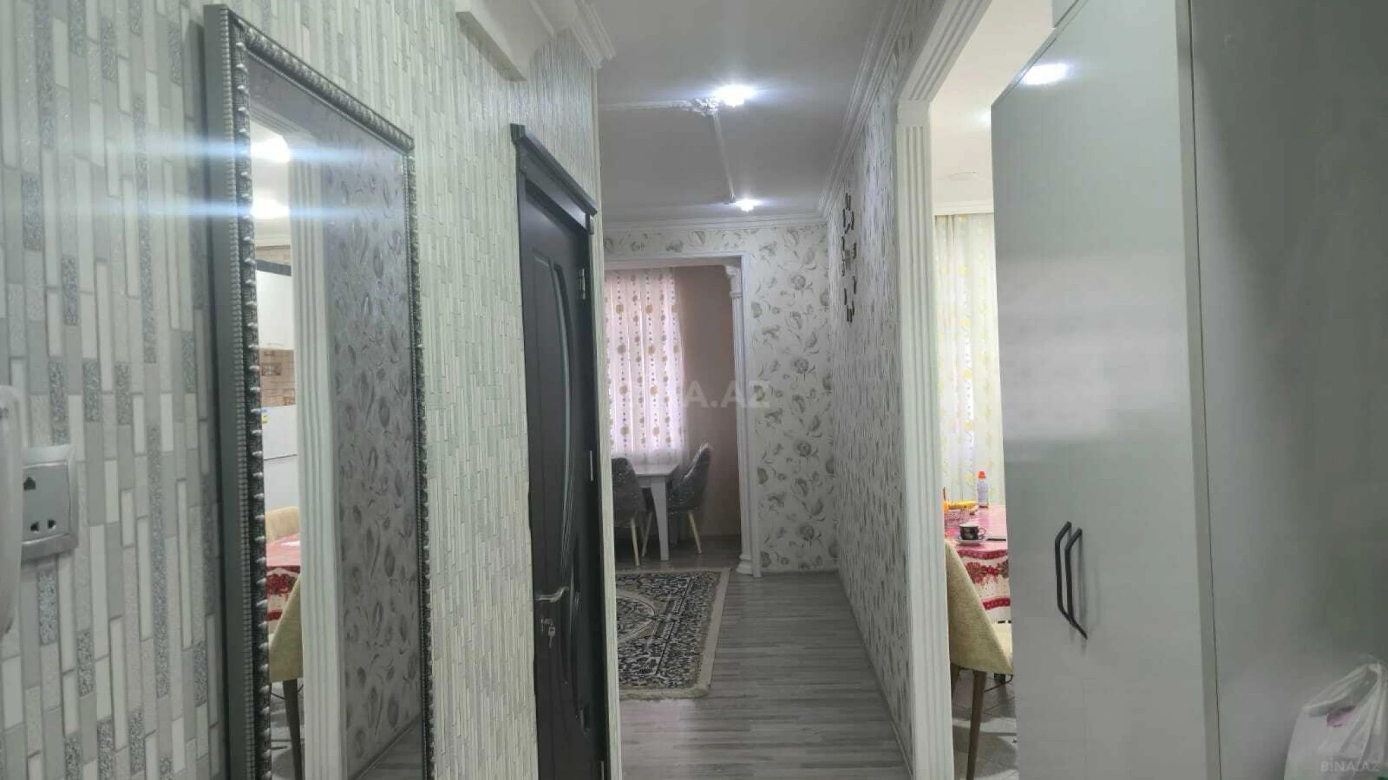 Kirayə verilir 2 otaqlı mənzil 52 m²