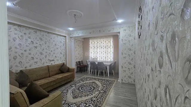 Kirayə verilir 2 otaqlı mənzil 52 m²