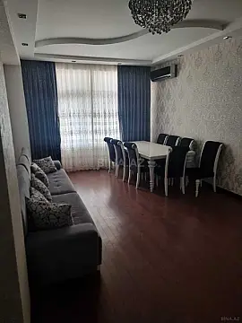 Satılır 3 otaqlı mənzil 153 m²